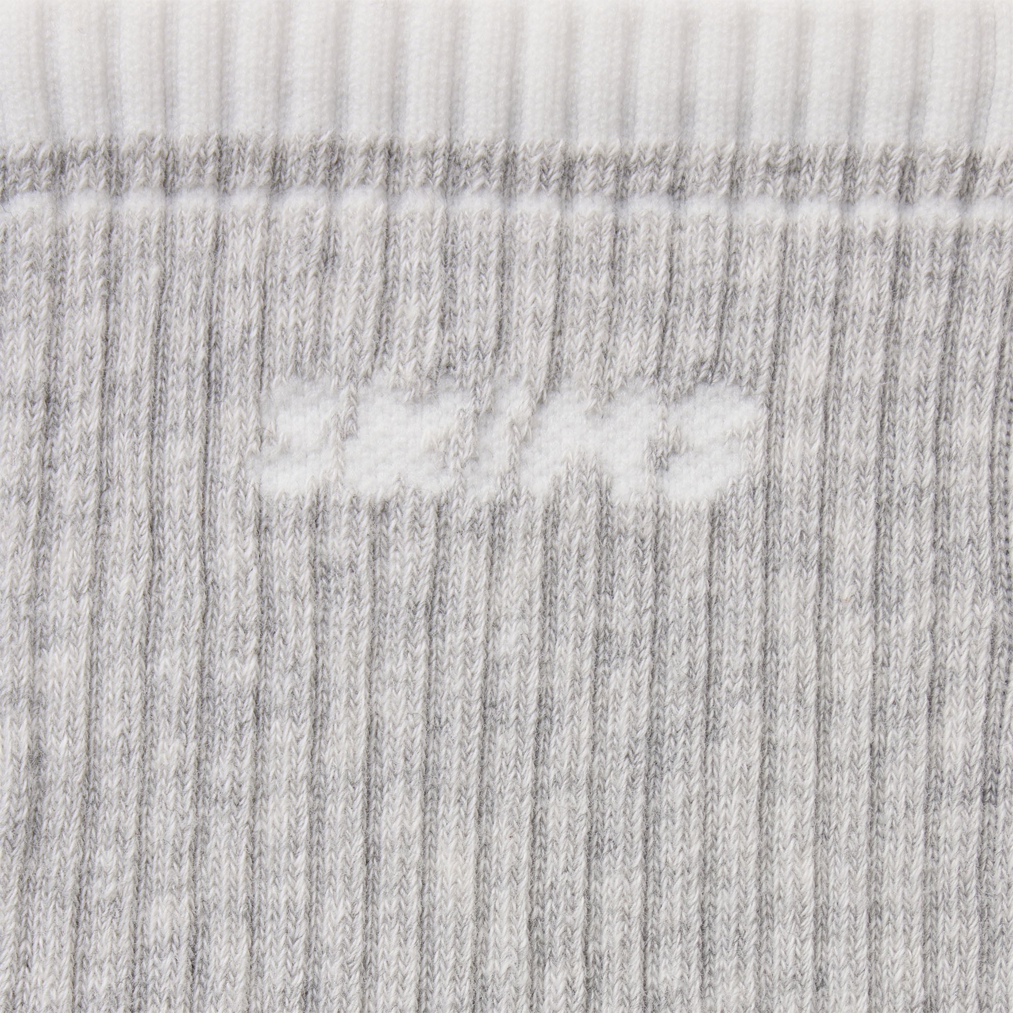 SKIMS SOCKS RIBBED QUARTER CREW LOGO SOCK | LIGHT HEATHER GREY AND SNOW