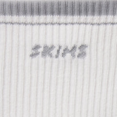 SKIMS SOCKS RIBBED QUARTER CREW LOGO SOCK | SNOW AND LIGHT HEATHER GREY